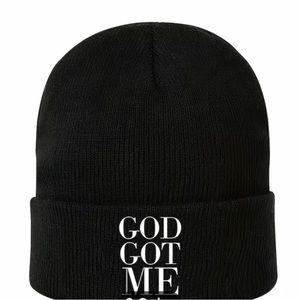 1 knitted black hat NWOT